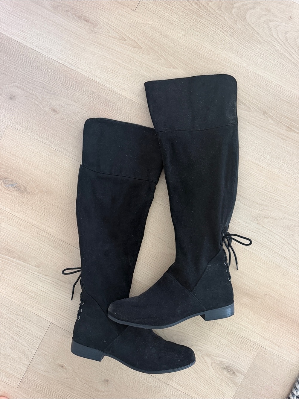 Women's Black Knee-High Lace-Back Riding Boots